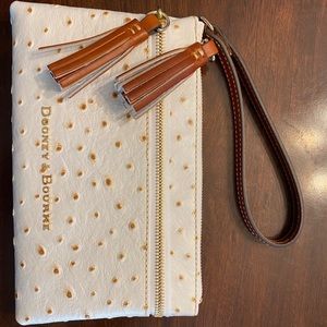 Dooney & Bourke Handbag